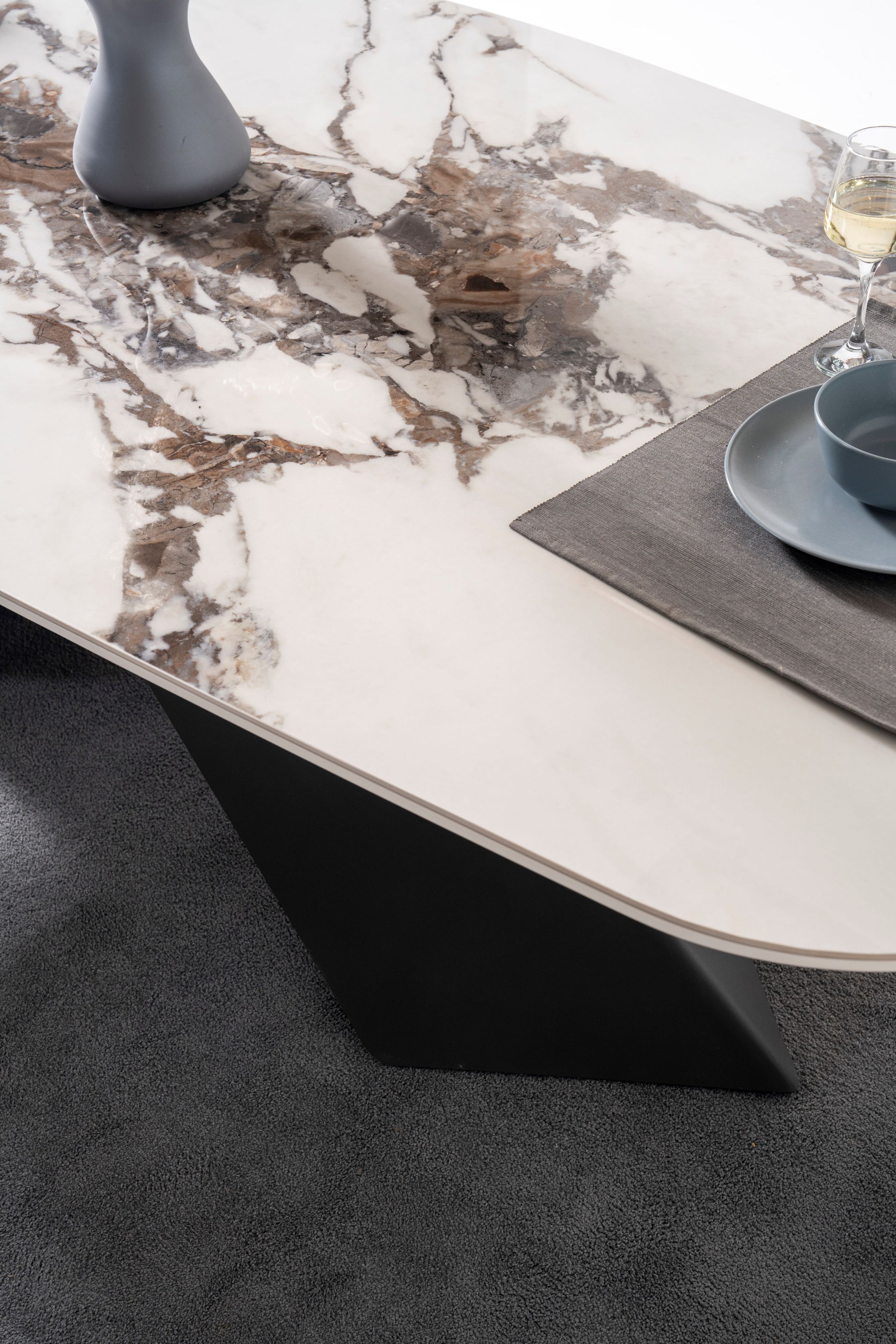 Table Bianca