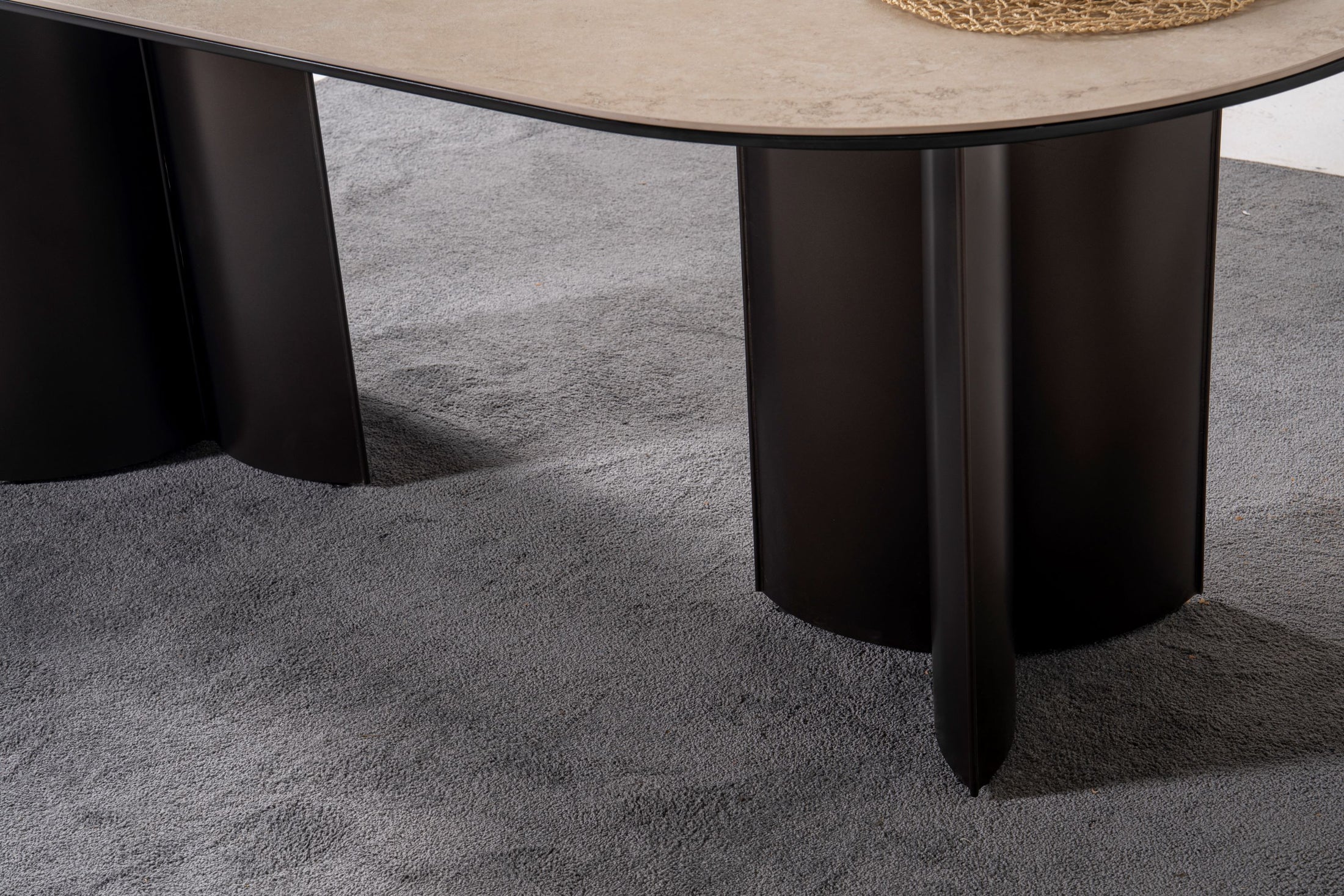 Table moyenne Icon