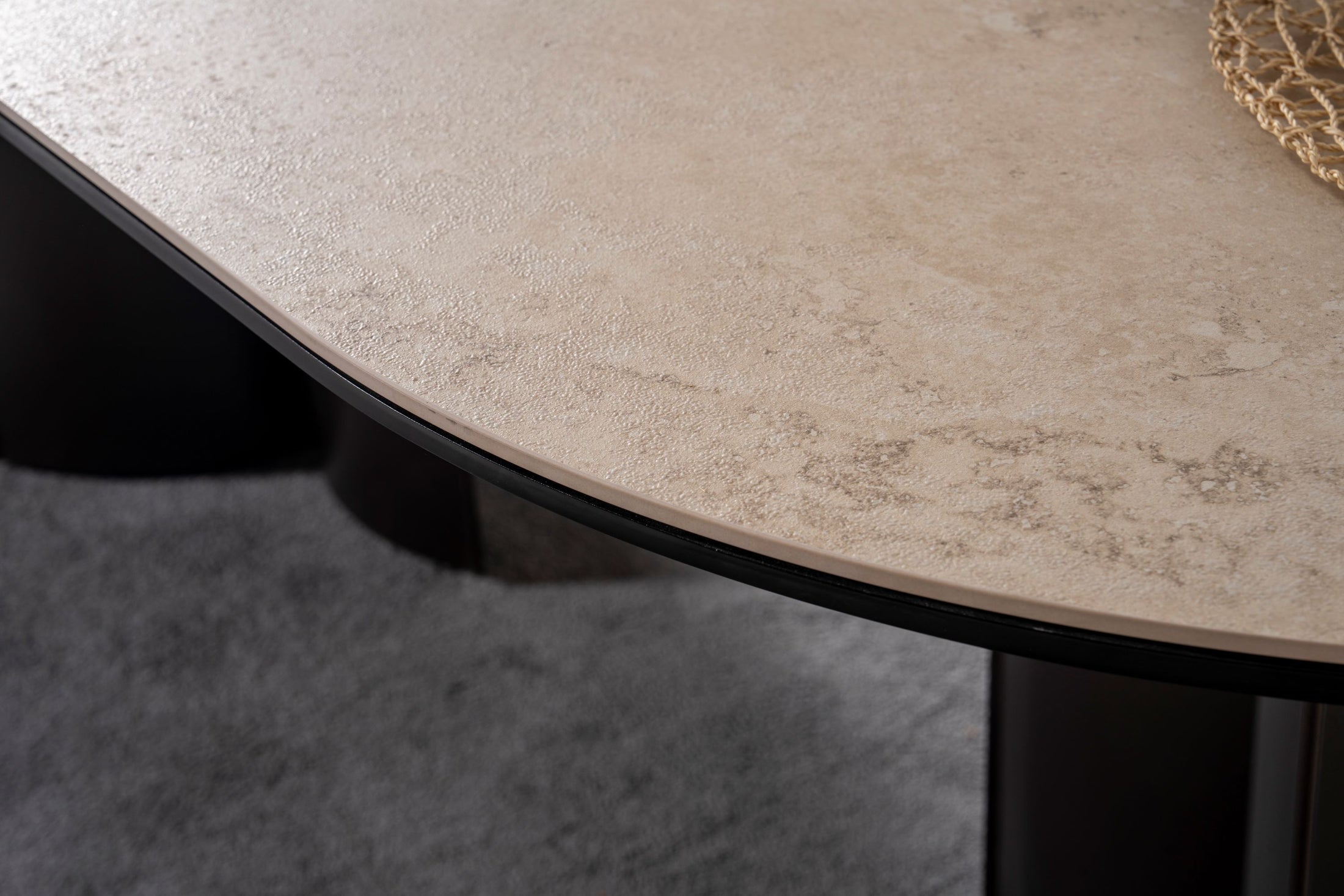 Table moyenne Icon