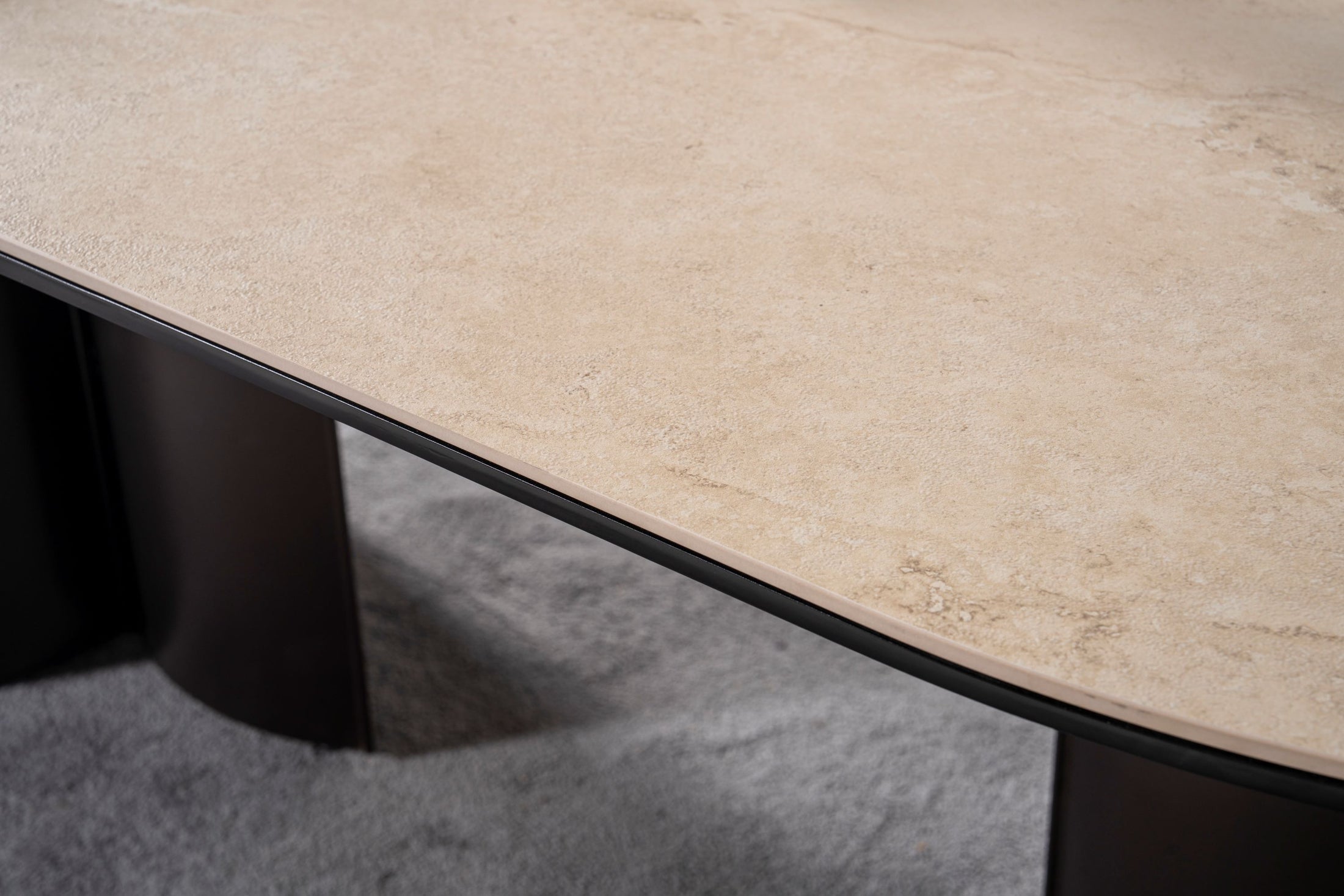 Table moyenne Icon