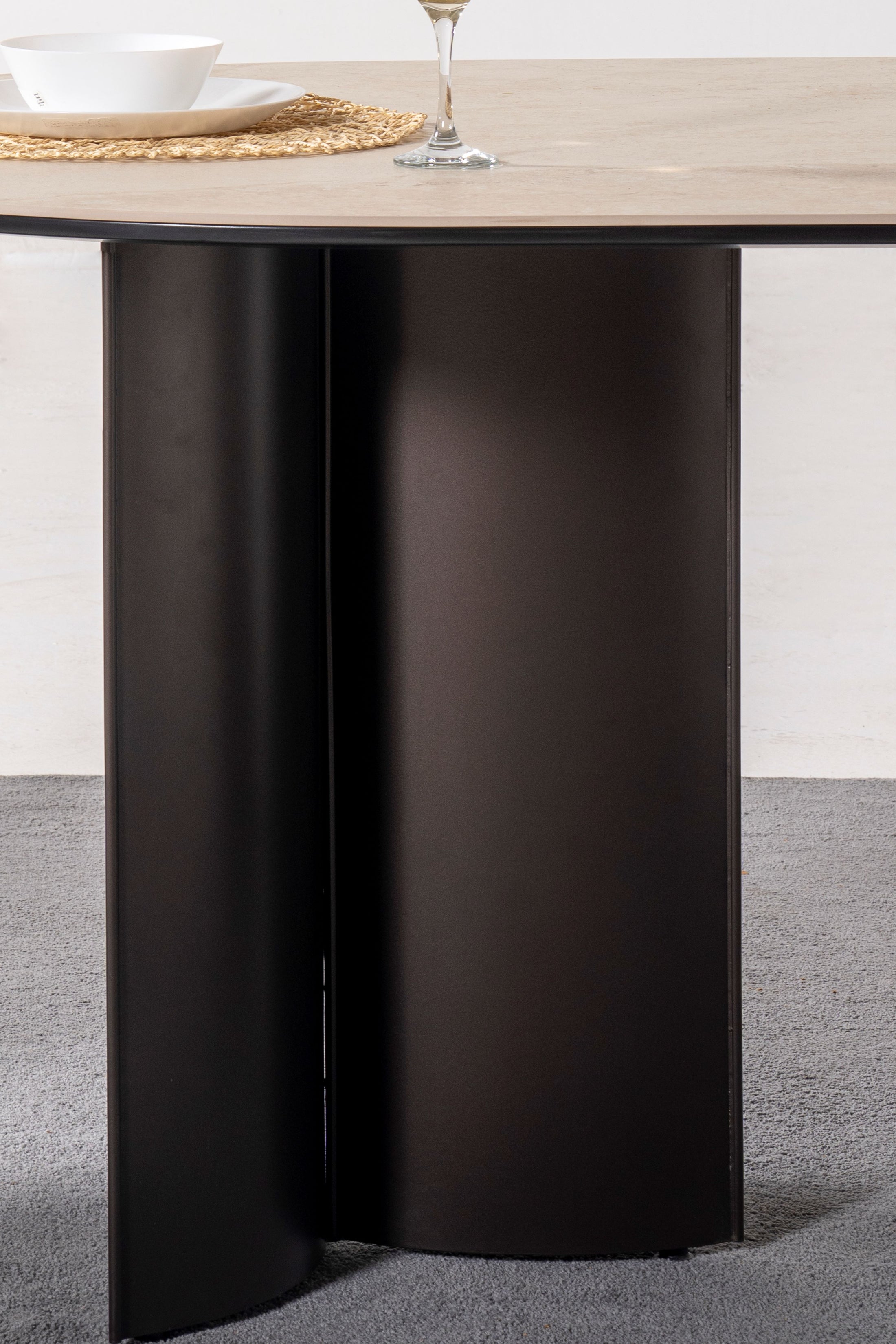 Table moyenne Icon