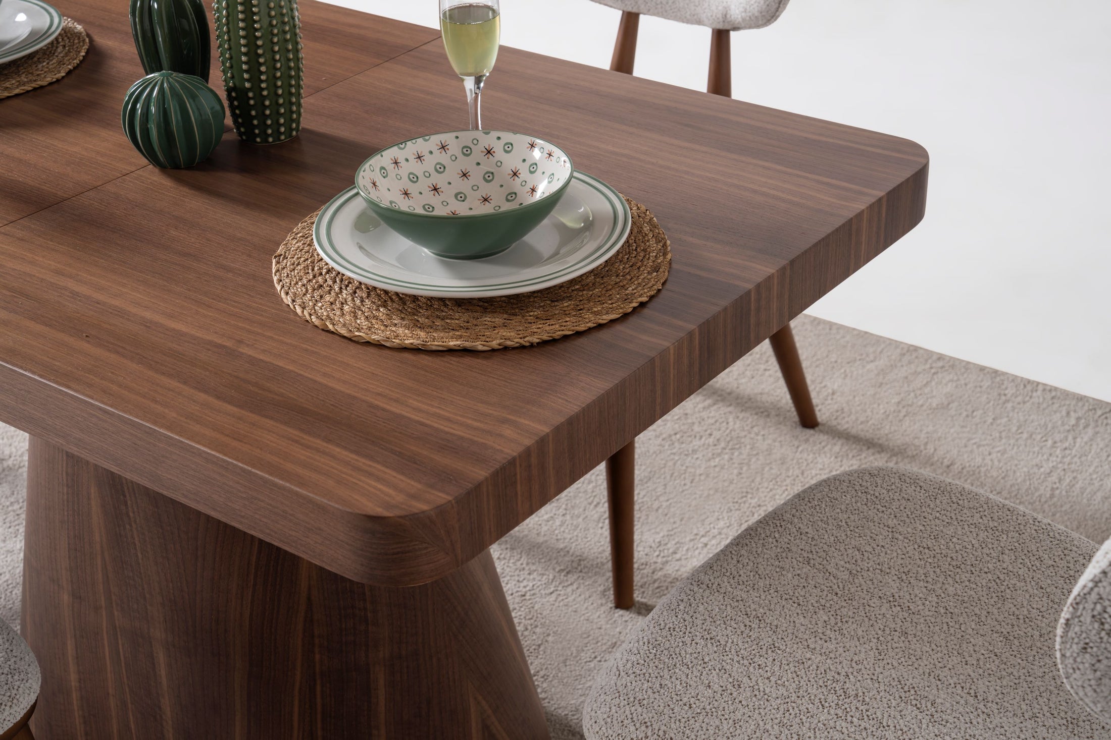 Table Bitez
